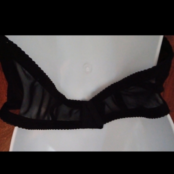 Black Fushia By Secret Lace Woman's Bra Size 42DD Black - Picture 2 of 4